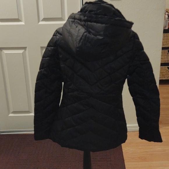 Nautica Puffer Jacket - Picture 3 of 11